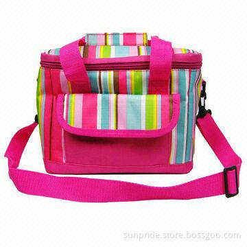 600D Oxford Cooler/Lunch Bag with Insulated Water-resistant PEVA Lining and Zip Opening Compartment